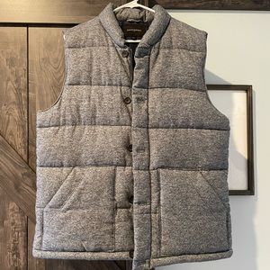 Banana Republic Vest - Men’s